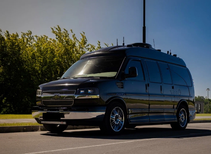 2027 Chevrolet Express Specs